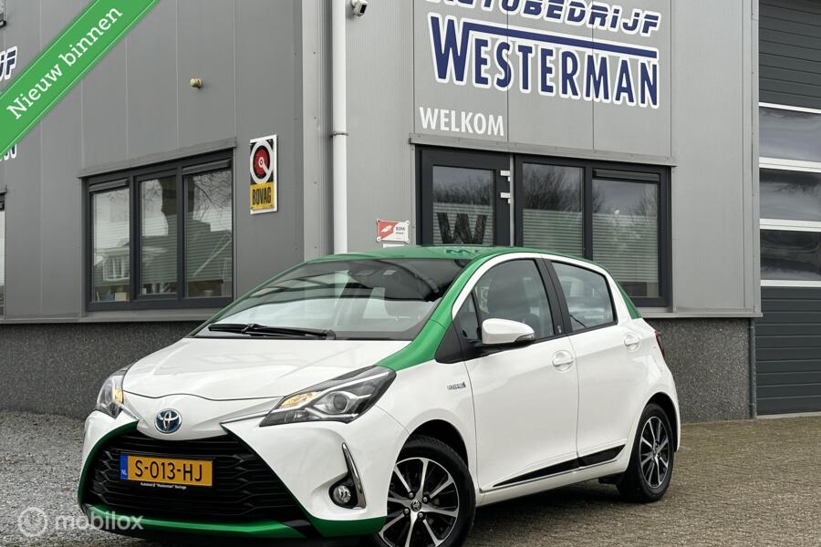 Toyota Yaris 1.5 Hybrid Navi Camera Stoelverwarming Lm velgen etc.