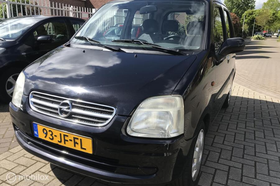 Opel Agila 1.2-16V Comfort