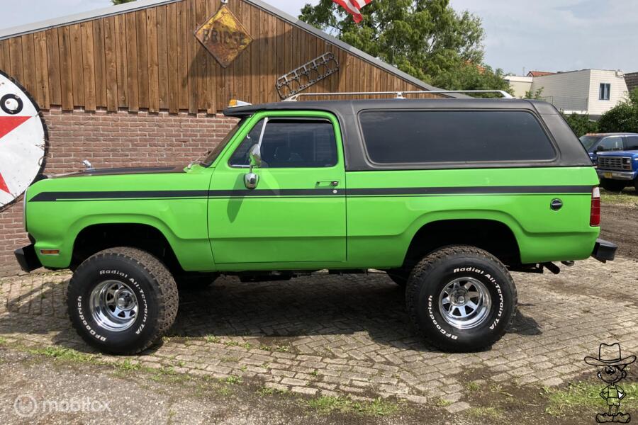 Dodge Ramcharger w100 w200 400 bigblock cabrio lpg