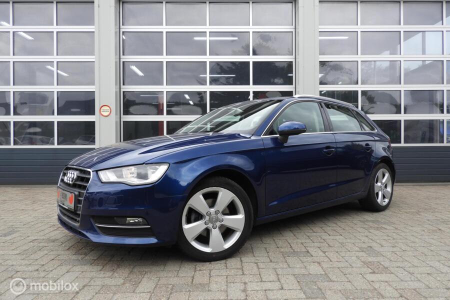 Audi A3 Sportback 1.4 TFSI Ambiente , Sportstoelen , Automaat