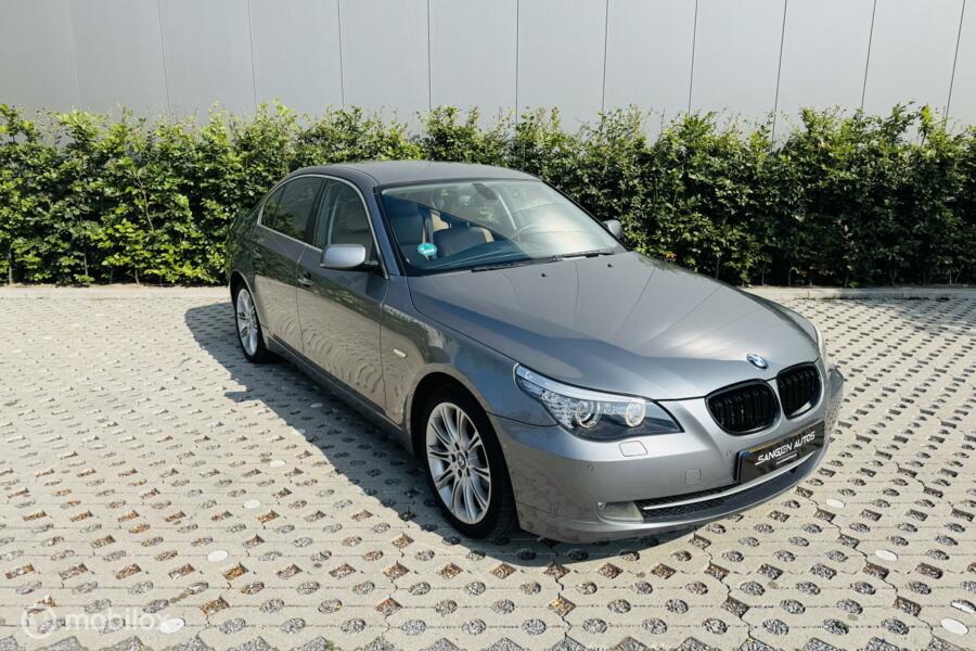 BMW 5-serie 530xi High Executive Leer Camera PDC