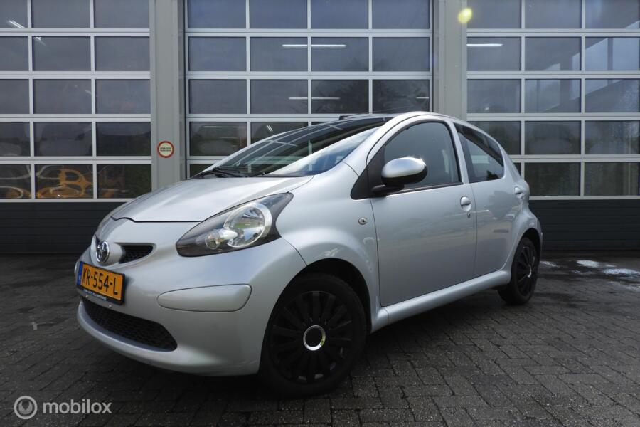 Toyota Aygo 1.0-12V Sport