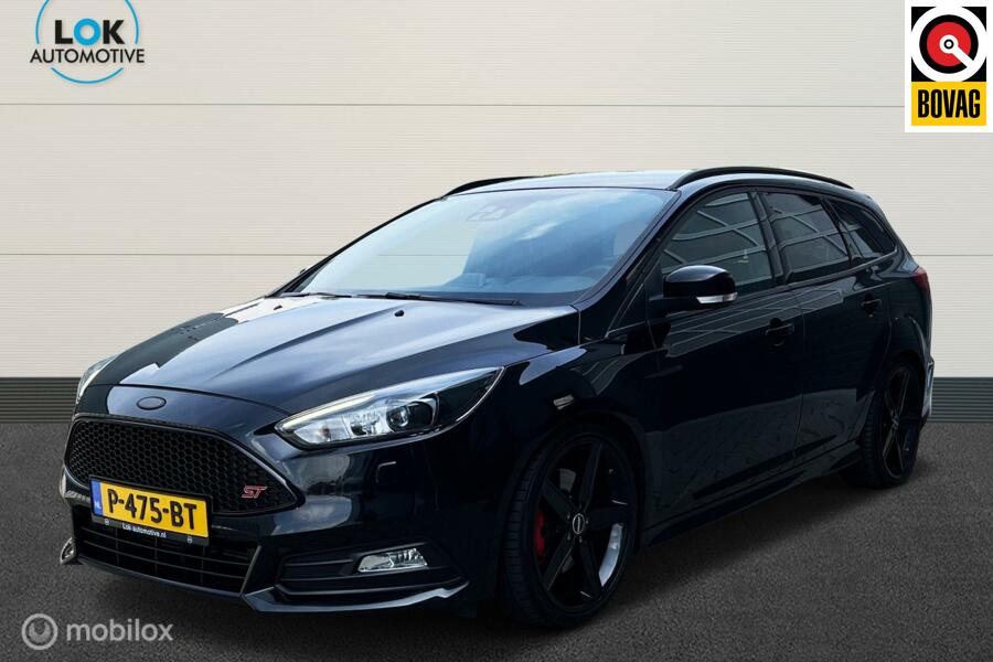 Ford Focus Wagon 2.0 ST Cruise control Navigatie Stoelverwarming