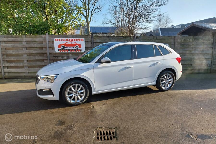 Skoda Scala 1.0 TSI Business Edition Panorama, Full led
