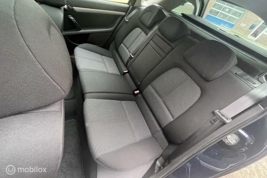 Peugeot 407 SW 2.0 HDiF SR