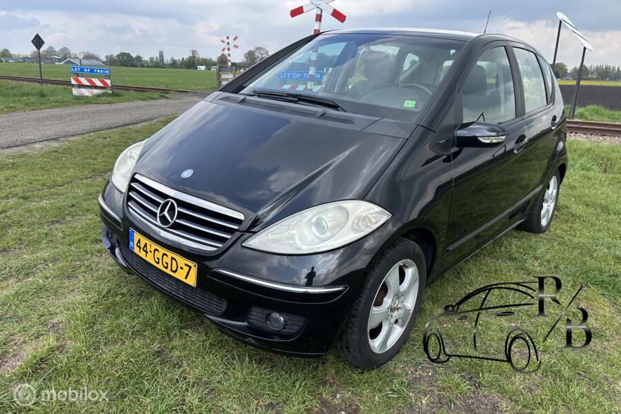 Mercedes A-klasse 150 Avantgarde AIRCO/NAVIGATIE
