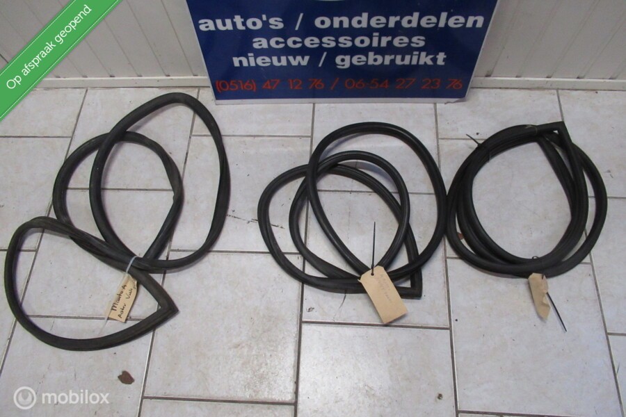 Raamrubber achterruit gebruikt Opel Manta A, bj 1970 tm 1975