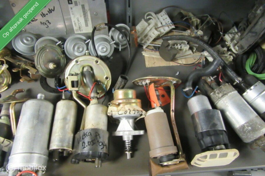 Benzinepomp pompen pomp Opel diverse , bj 1960 t/m nu