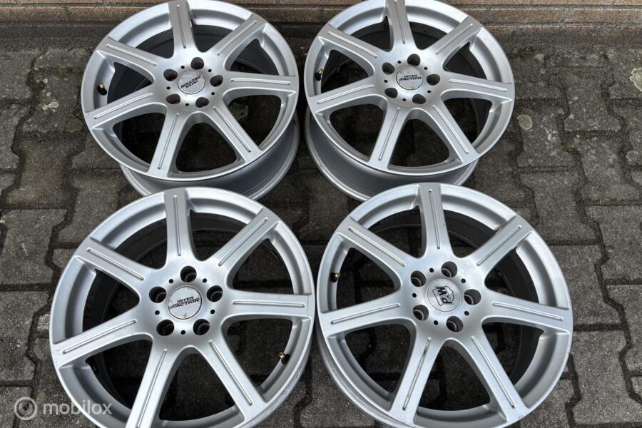 Set Lichtmetalen velgen Volvo 17-Inch