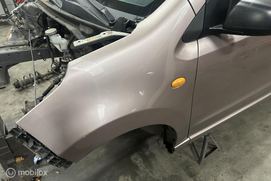 Linker voorscherm Suzuki Alto V ('09-'15)