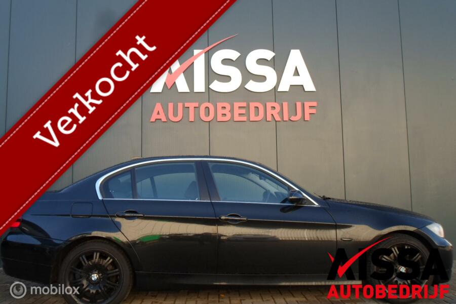 BMW 3-serie 318d Business Line GrootScherm Navi Cruise Clima