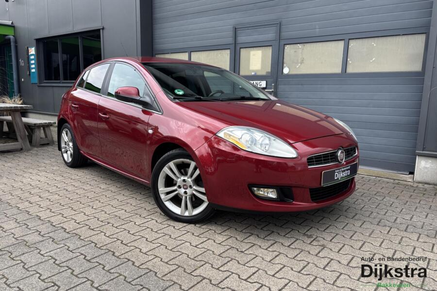 Fiat Bravo 1.4 T-Jet Edizione Sport Airco/ Cruise Control/ Afneembare Trekhaak!