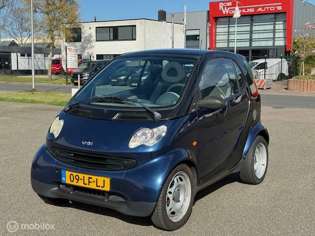 Smart city-coupé smart & pure