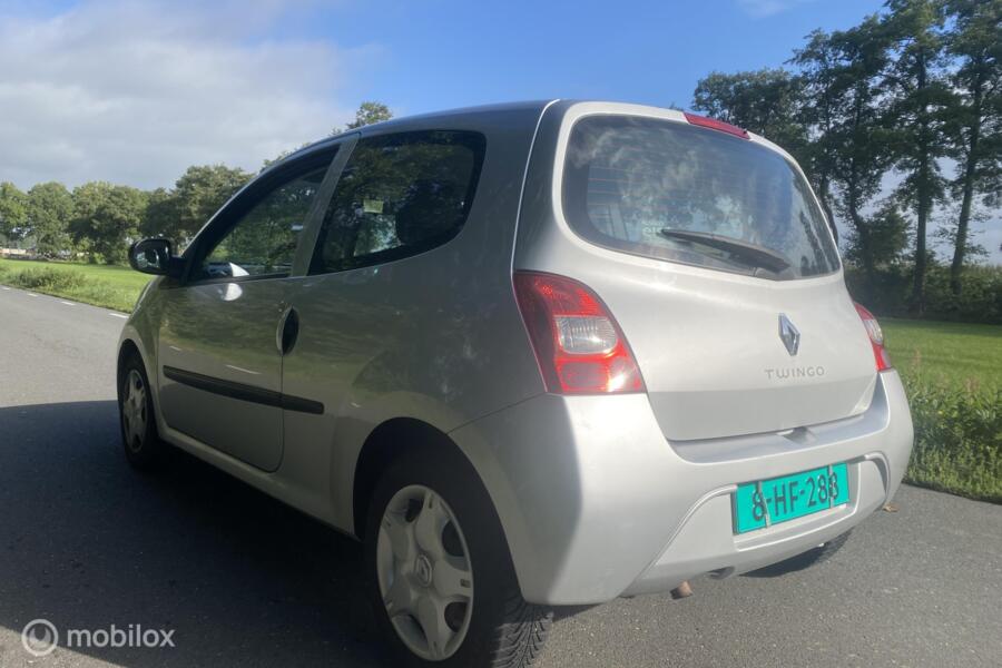 Renault Twingo 1.2 16V Authentique / Airco / Nw APK / NAP!