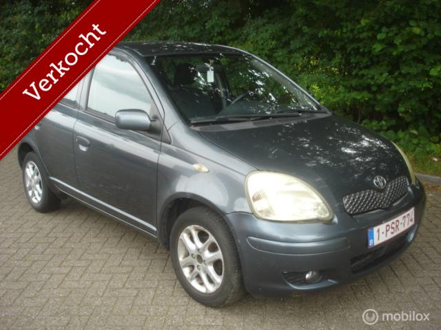 Toyota Yaris 1.0 VVT-i  48 KW Sol  5 deurs KM 165915
