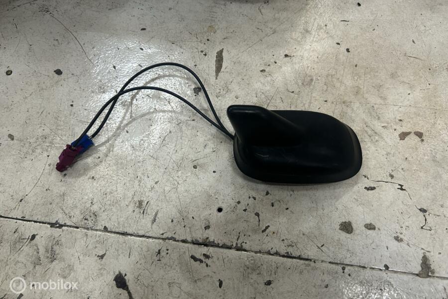 Antenne met GPS Volkswagen Passat Variant B7('10-'14)