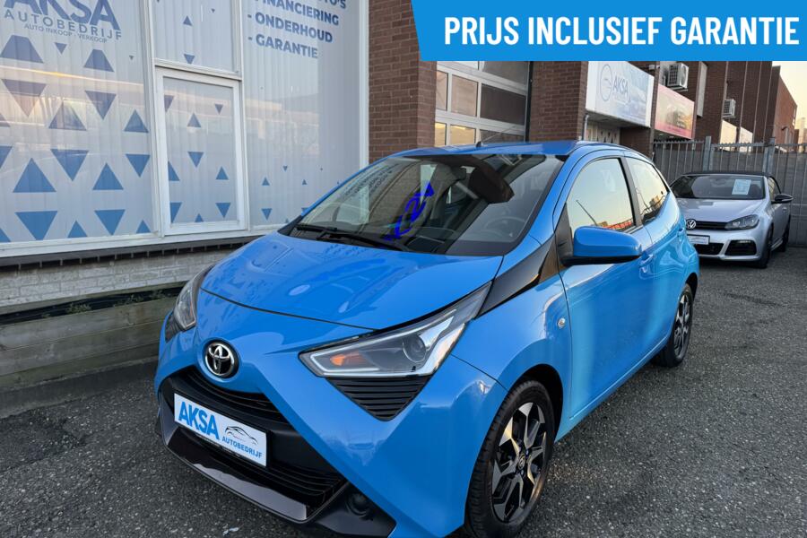 Toyota Aygo 1.0 VVT-i x-play 72 pk Automaat/CarPlay/Sportvelg/Garantie
