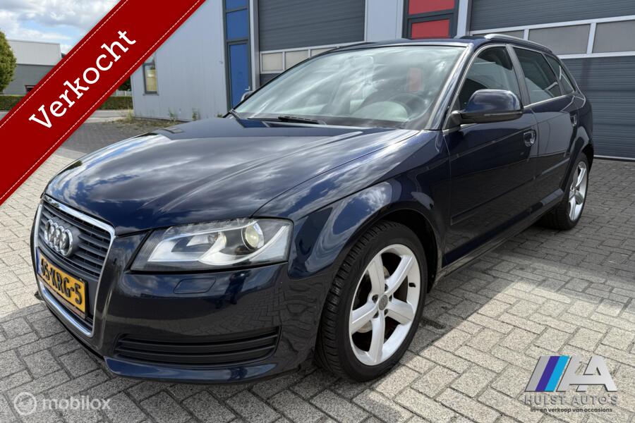 Audi A3, Sportback 1.6 TDI Attraction Pro Line Business Clima/Navi/Cruise/Trekhaak
