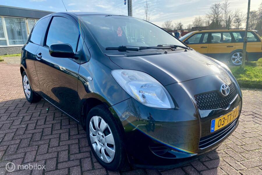 Toyota Yaris 1.0 VVTi Sol