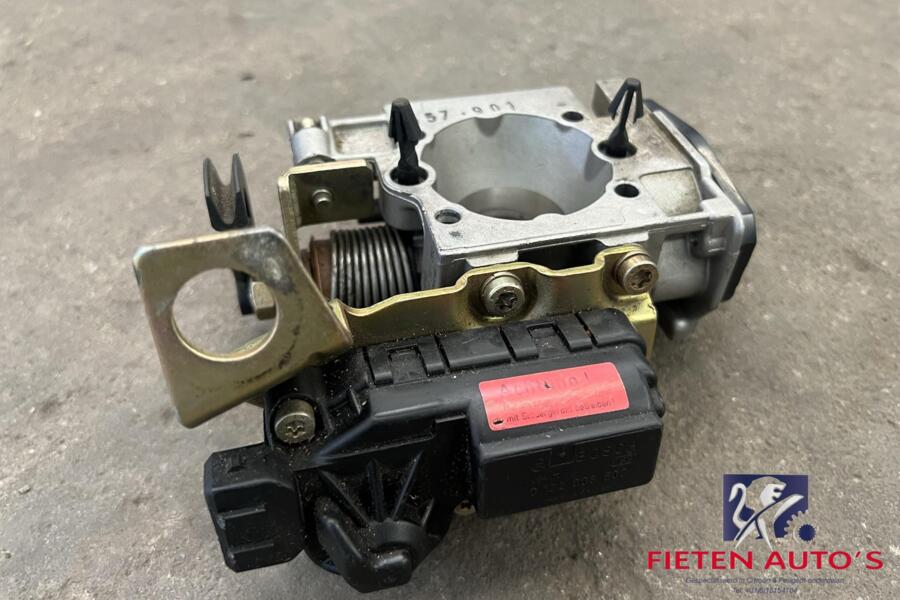 Gasklephuis Peugeot 106 205 309 1.1 0438201052 1920G3