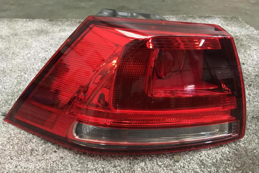 Achterlicht links Volkswagen Golf VII ('12->) 5G0945095M