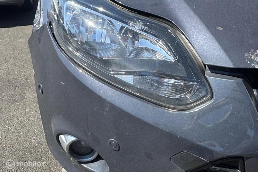Koplamp rechts Ford Focus Wagon III ('11-'18)