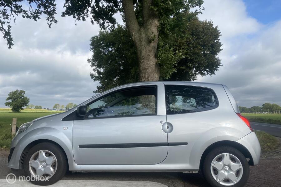 Renault Twingo 1.2 16V Authentique / Airco / Nw APK / NAP!