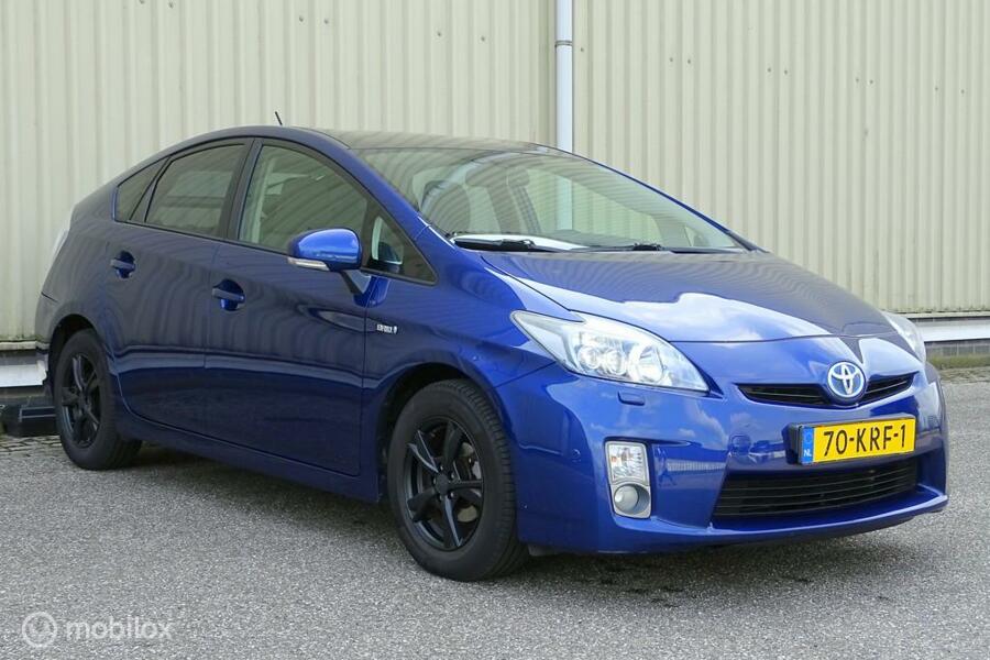 Toyota Prius 1.8 Hybrid Dynamic