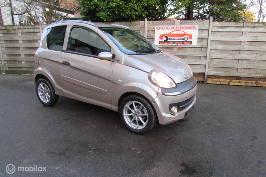 Microcar Brommobiel M.GO SXI DCI