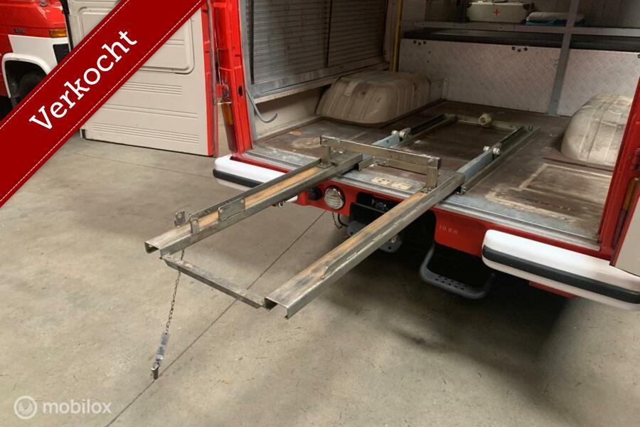 Mercedes 409 Brandweer Camper 15620 KM  perfect