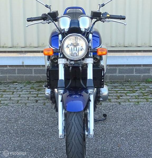 Suzuki GSX 1400 K4