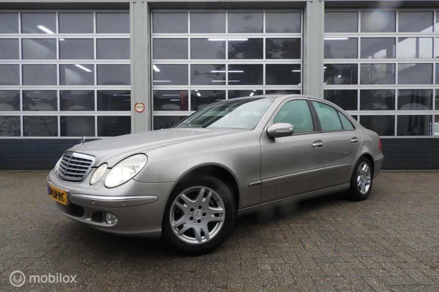 Mercedes E-klasse 200 K. Elegance , Leder