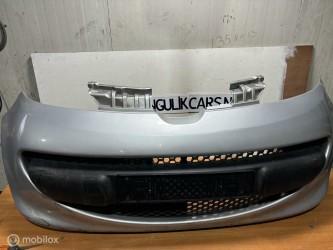 Voorbumper grijs Peugeot 107 ('06-'14)