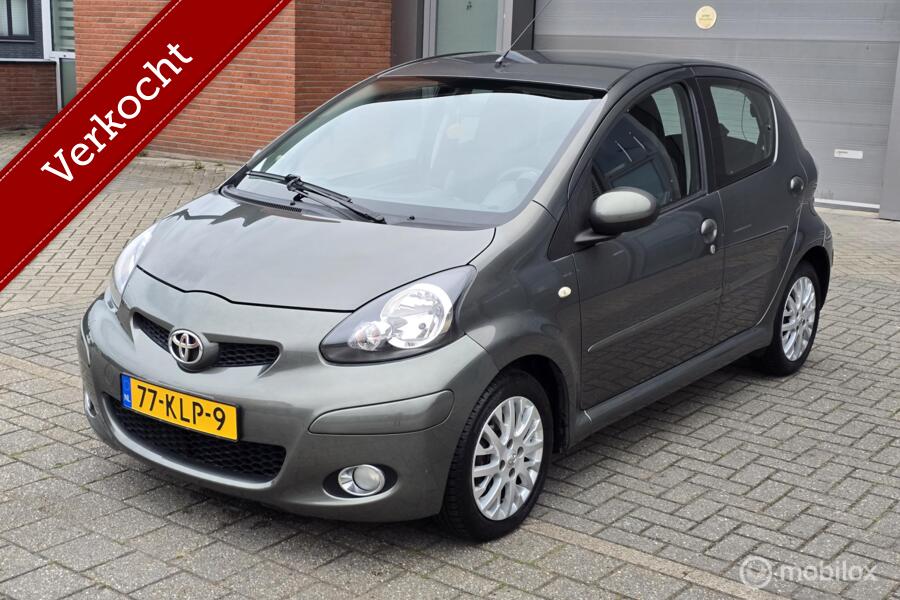 Toyota Aygo 1.0-12V Aspiration Green✅️Airco✅️Apk✅️