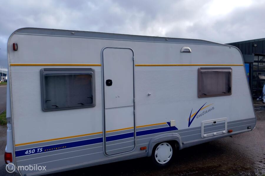 Buerstner erg mooie caravan  bj 2001 2E PINKSTER OPEN