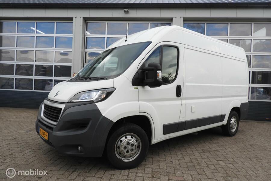 Peugeot Boxer Bestel 2.0 BlueHDI L2H2