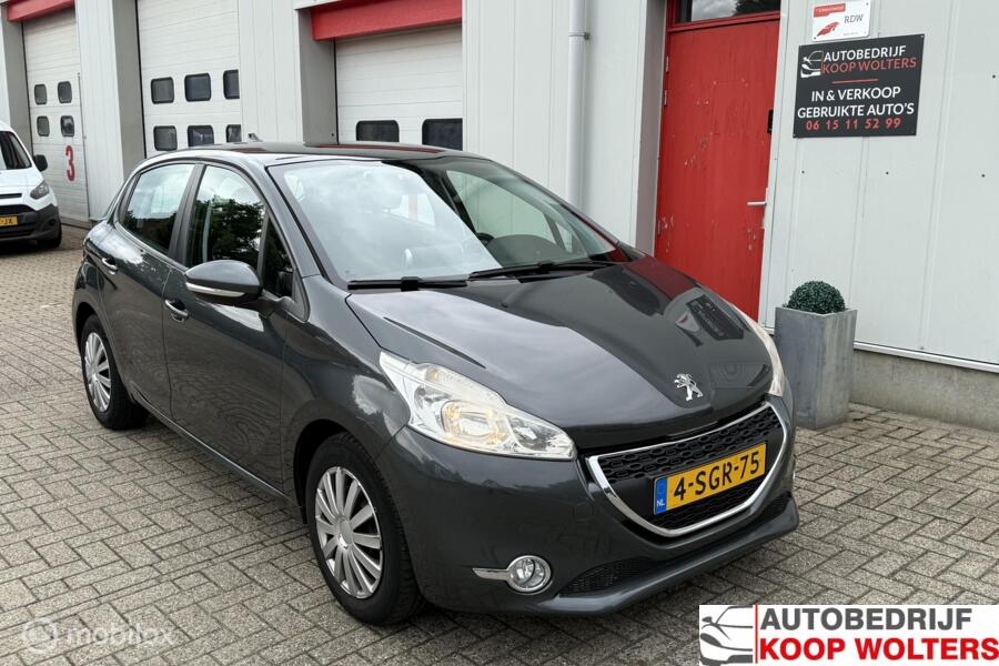 Peugeot 208 1.2 VTi Blue Lease Airco Camera