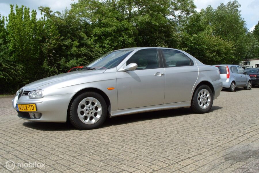 Alfa Romeo 156 - 2.5 24V V6