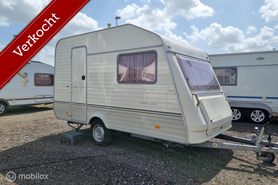 AVENTO MASTER 345 LUXE. LICHTGEWICHT, VOORTENT,LUIFEL,4 PERS