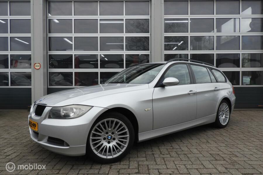BMW 3-serie Touring 318i Business Line
