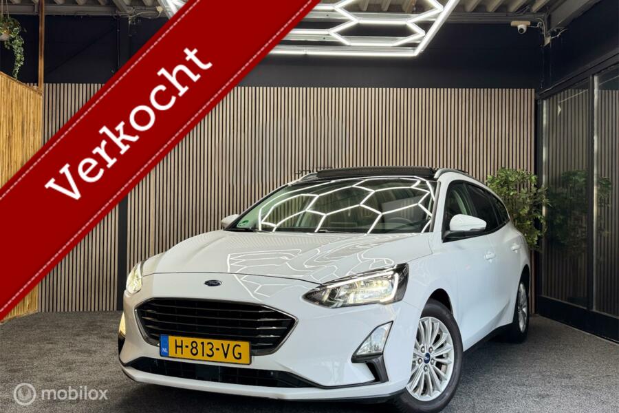 Ford Focus Wagon 1.0 EcoBoost Titanium Business |Led |Pano |