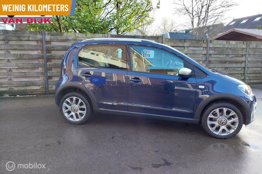 Volkswagen Up! 1.0 cross up! BlueMotion