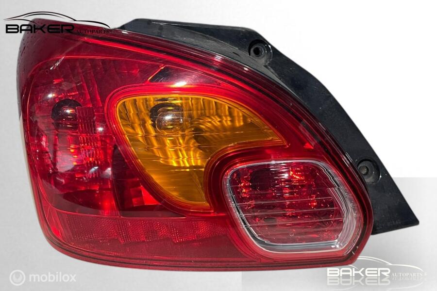 Achterlicht links Mitsubishi Space Star II ('13-'18)