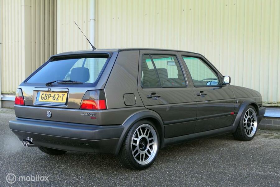 Volkswagen Golf 1.8 GTI G60