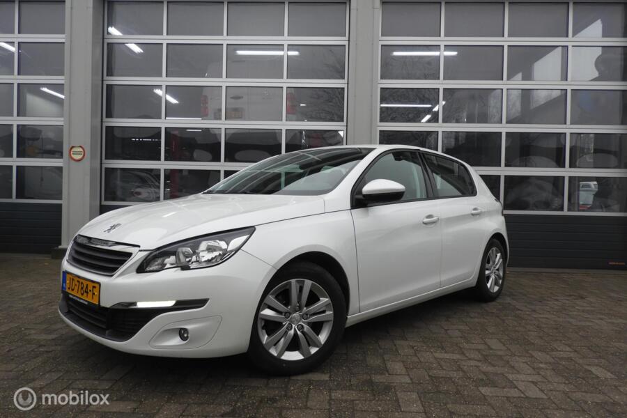 Peugeot 308 1.2 PureTech Parelmoer wit