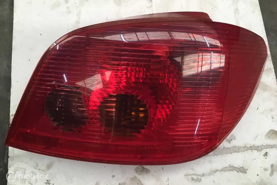 Achterlicht rechts Peugeot 307 ('01-'07)