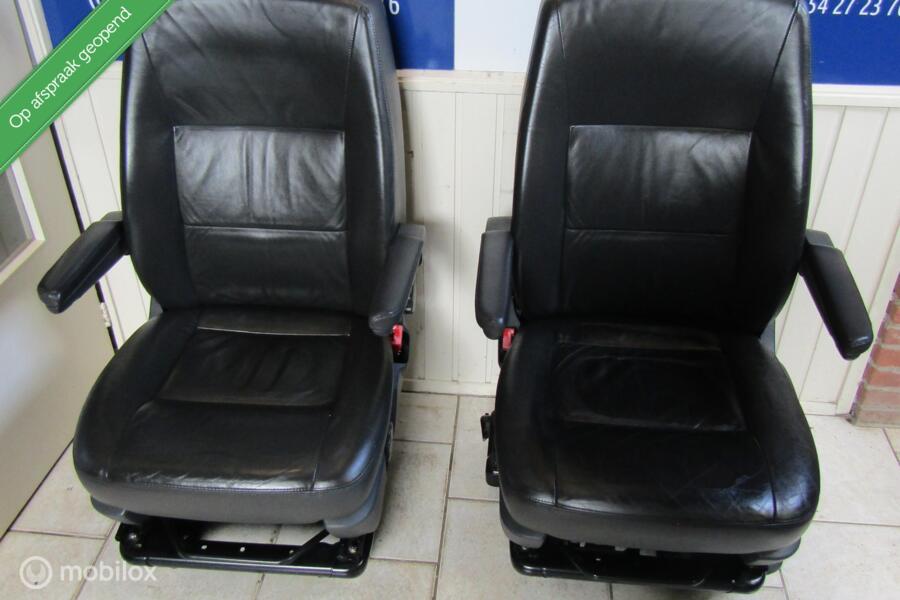 2x zwart lederen Stoel l & r volkswagen transporter t5 & t6