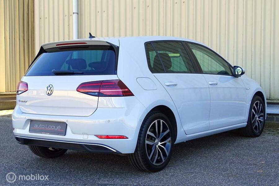 Volkswagen e-Golf 136 PK 35.8 kWh + warmtepomp