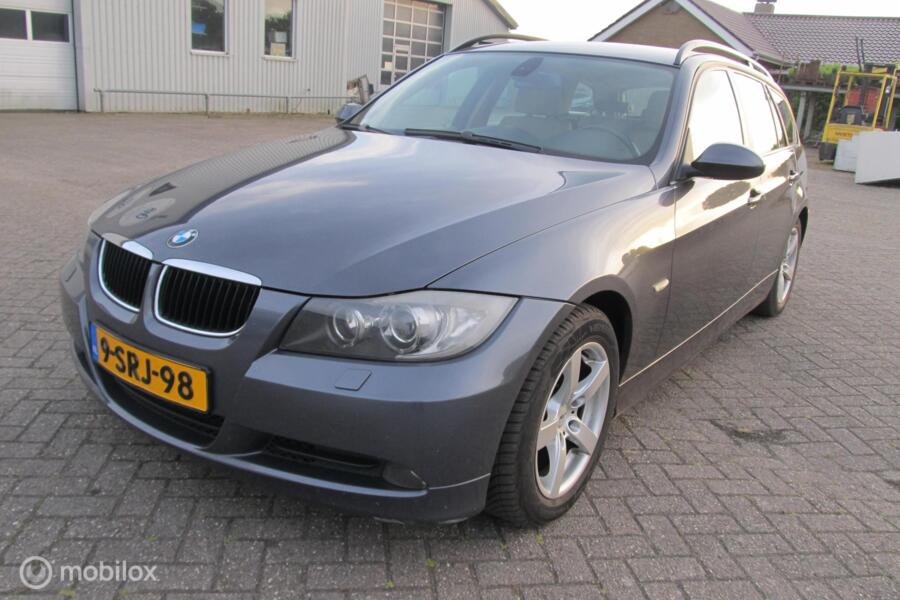 BMW 3-serie Touring 320d Executive, nog mooi en goed euro 4