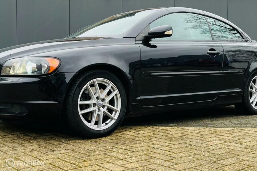 Volvo C70 Convertible 2.4i Momentum/Automaat/Cabrio/Leer